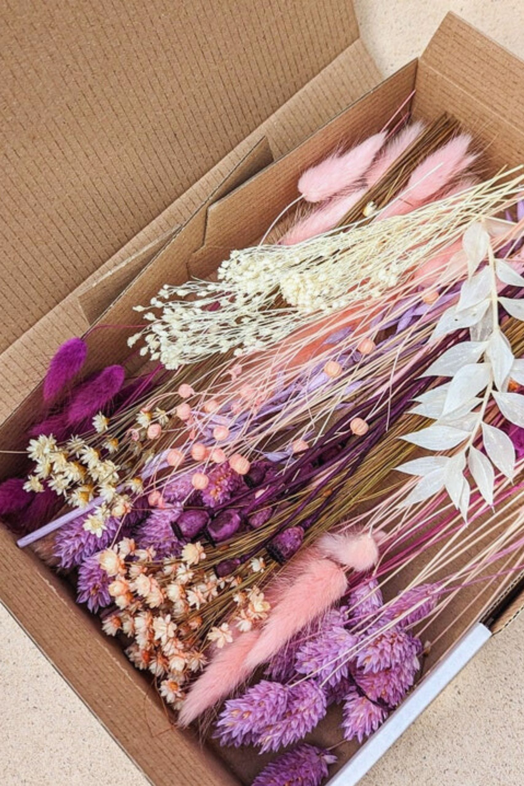Kit DIY caixa Amalfi flores secas roxas lilas